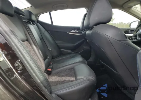 2016 Nissan Maxima 3.5 Sr z USA, uszkodzony, nr VIN 1N4AA6AP3GC383303